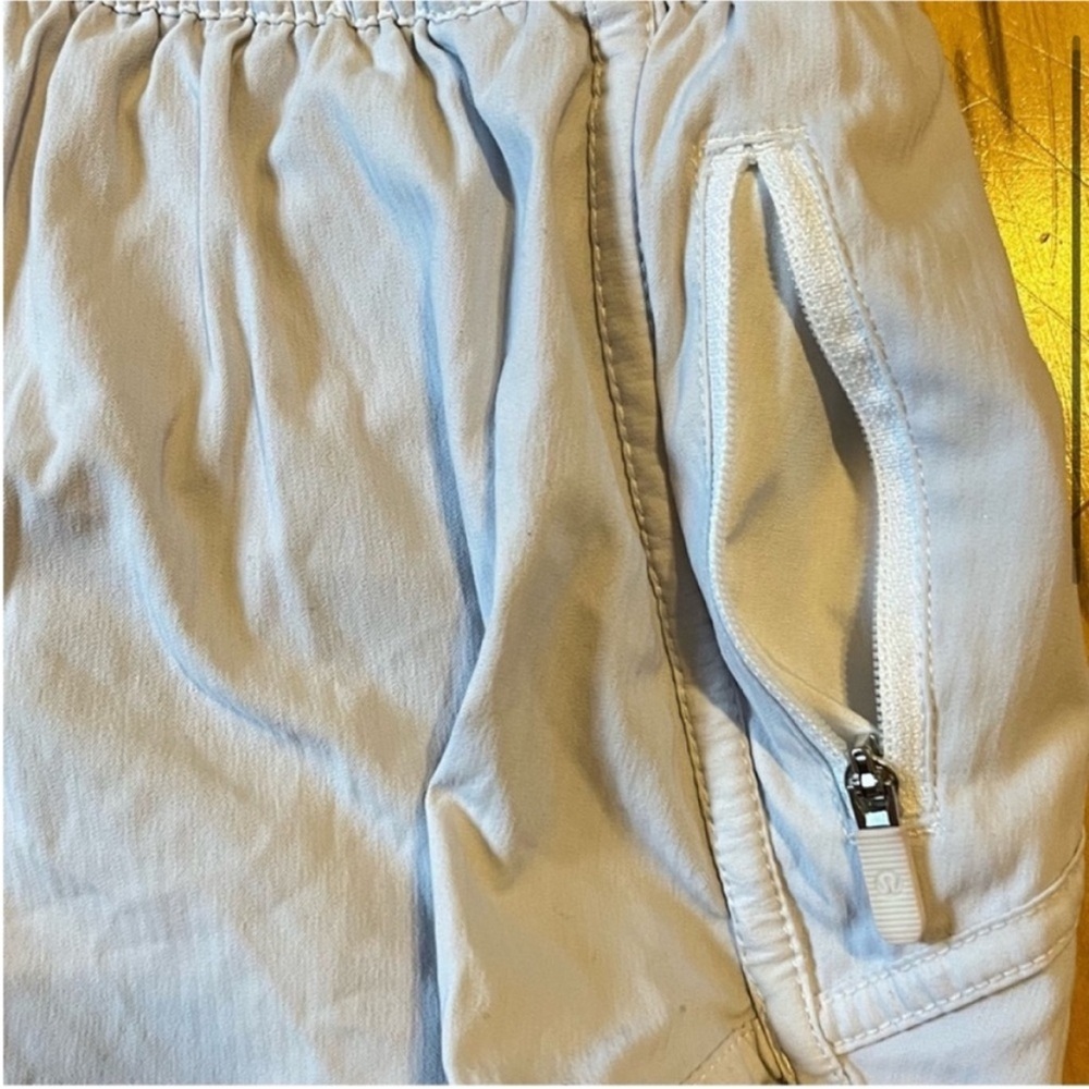 Lululemon Tracker Short V *4" in White size four (4) - Picture 3 of 9